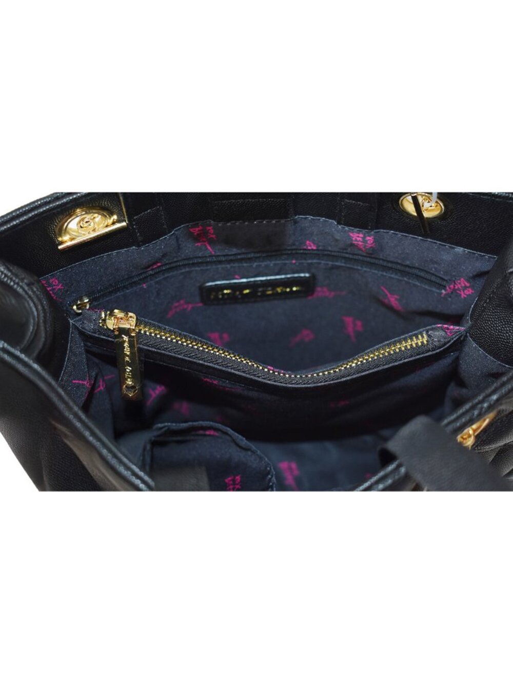 Betsey Johnson Women’s Shoulder Bag 2-Pc Set Diamond Quilted Faux Leather Bag - Picture 5 of 9